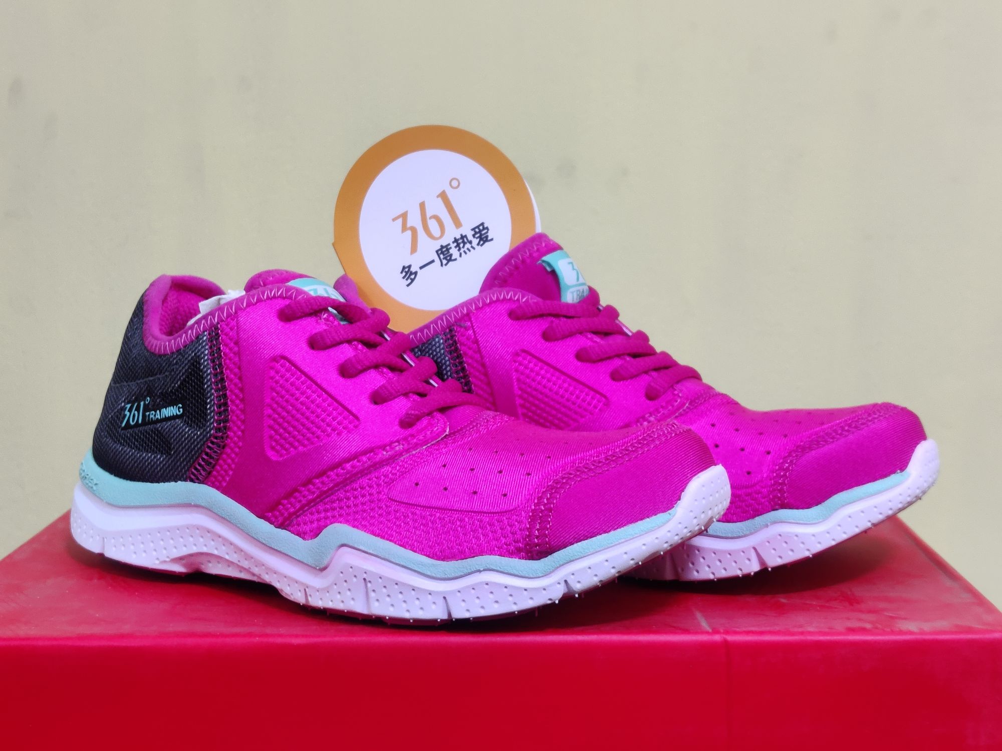 Buy peak pink basketball shoes Online at Best Price in Nepal