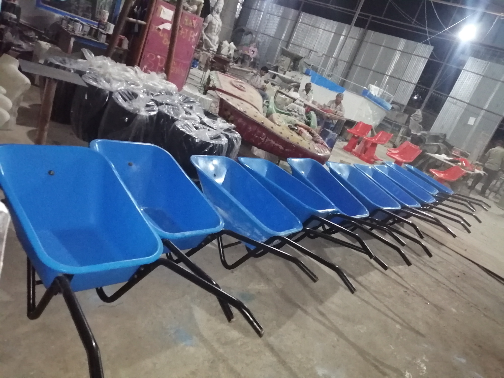 Single Wheel Barrow / Trolley , One wheel Agro Trolley