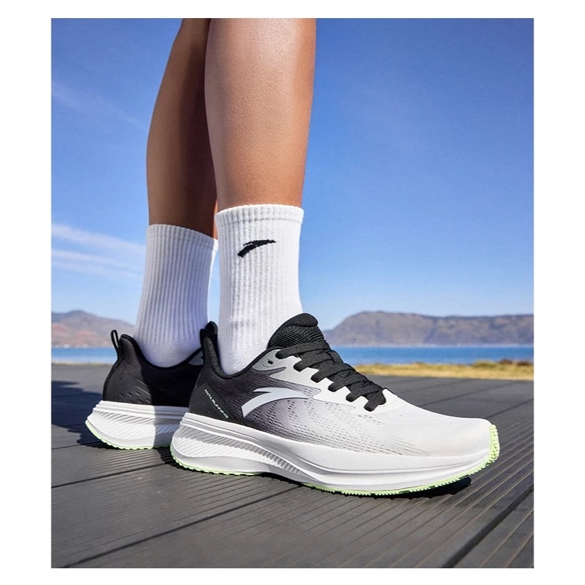 ANTA Men Easy Run Running Shoes Rs 5,500 (was Rs 9,490) 42% Off